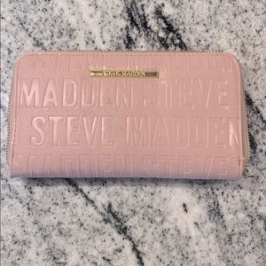 Steve Madden wallet